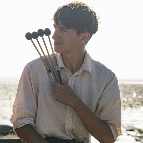 Gabriel Michaud Percussionnistes | Un Violon sur le sable